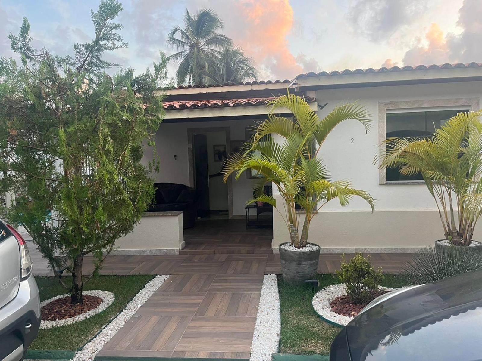 Holiday home Casa Em Condominio, Piscina Privativa E Area Gourmet Camacari